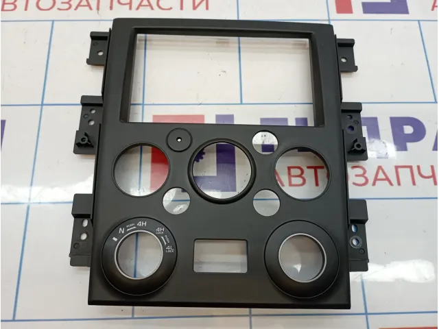 Рамка магнитолы Suzuki Grand Vitara (JT) 39511-67J10-ZCA