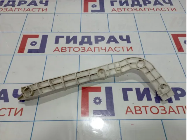 Кронштейн заднего бампера правый Suzuki Grand Vitara (JT) 71830-65J00