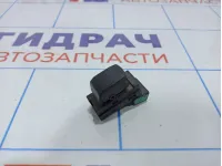 Кнопка стеклоподъемника Suzuki Grand Vitara (JT) 37995-62J00