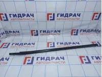 Накладка стекла переднего правого наружная Suzuki Grand Vitara (JT) 83811-65J00