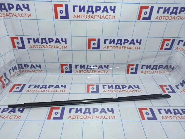 Накладка стекла заднего левого наружная Suzuki Grand Vitara (JT) 83841-65J00