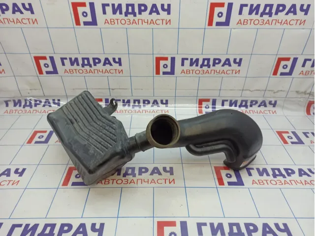 Резонатор воздушного фильтра Suzuki Grand Vitara (JT) 13761-78K00