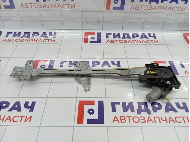 Стеклоподъемник электрический передний правый Suzuki Vitara (LY) 8340154P02