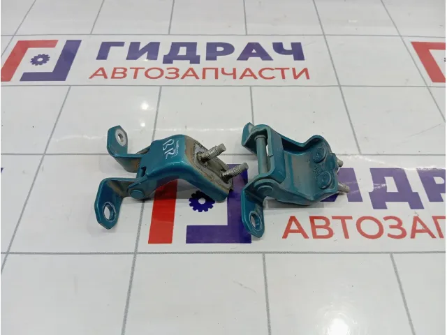 Петли двери задней правой Suzuki Vitara (LY)