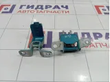 Петли двери задней правой Suzuki Vitara (LY)