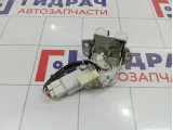 Замок багажника Suzuki Vitara (LY) 8251054P11