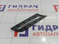 Накладка крыла переднего правого Suzuki Vitara (LY) 7261054P005PK