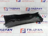 Решетка под лобовое стекло (Жабо) правая Suzuki Vitara (LY) 7234054P105PK