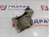 Кронштейн кондиционера Suzuki Vitara (LY) 9511161M00