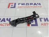 Направляющая бампера передняя правая Suzuki Vitara (LY) 7173154P00