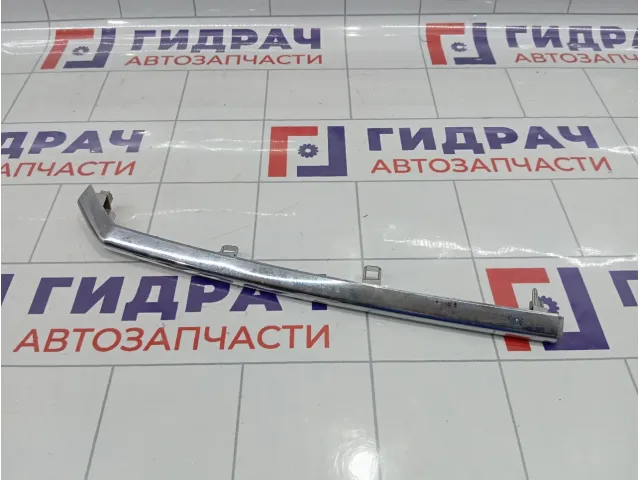 Накладка бампера переднего правая Suzuki Vitara (LY) 7177186R00
