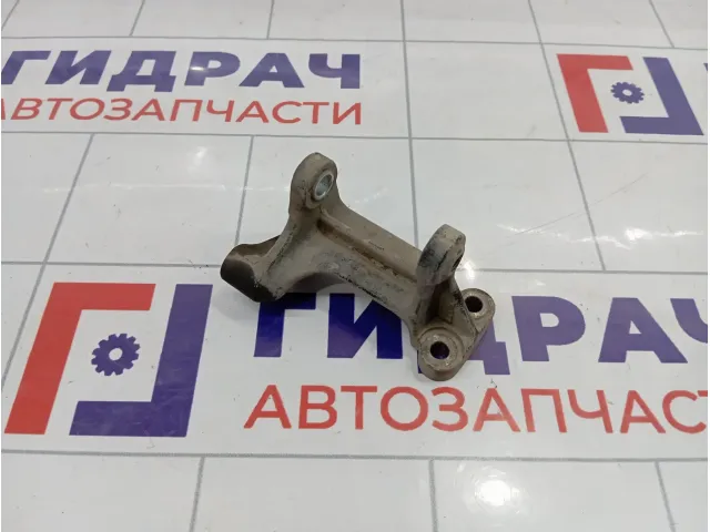 Кронштейн генератора Suzuki Vitara (LY) 1155061M00