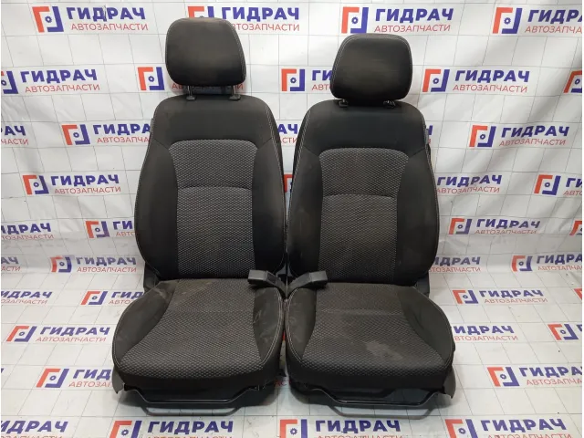 Сиденье комплект Suzuki Vitara (LY)