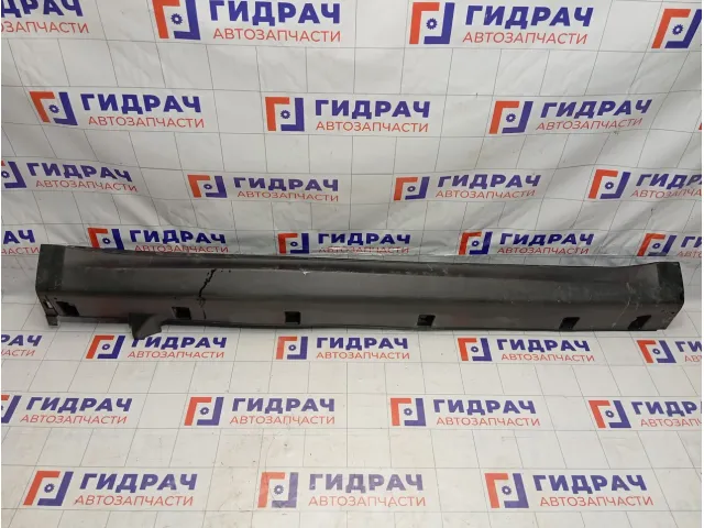 Накладка порога правая Suzuki Vitara (LY) 7723054P105PK