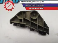 Направляющая заднего бампера левая Toyota Corolla E150 5256312040  Отличное состояние