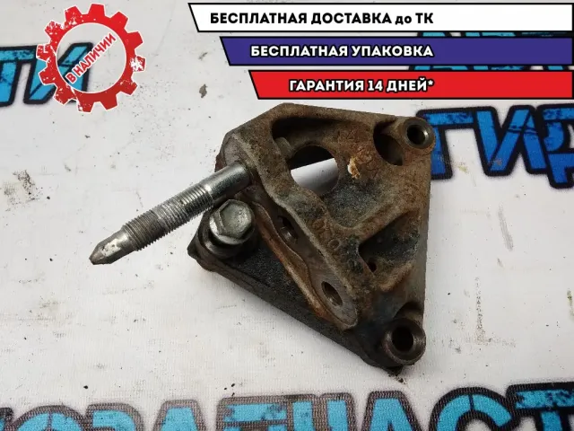 Кронштейн опоры двигателя правый Toyota Corolla E150 Отличное состояние