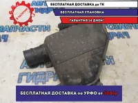 Патрубок воздушного фильтра Toyota Land Cruiser Prado 120  1786175120 Хорошее состояние Дефект крепления.