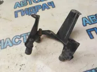 Кронштейн воздушного насоса Toyota Land Cruiser Prado 120  Отличное состояние