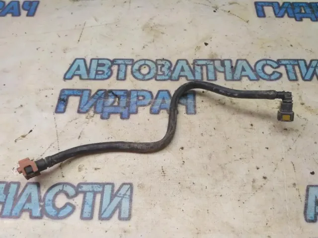 Трубка топливная Toyota Land Cruiser Prado 120  2327175210 Отличное состояние