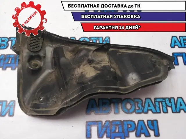 Водосток левый Volkswagen Touareg 2004 7L6819511A Отличное состояние