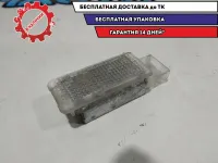 Плафон салонный Volkswagen Touareg 6L0947565 Отличное состояние