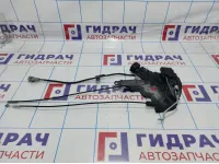 Замок двери передней правой Toyota Land Cruiser (J100) 69030-60071