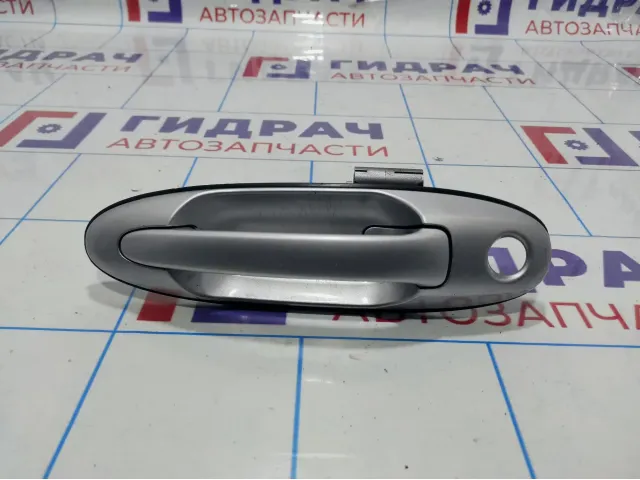 Ручка двери передней наружная левая Toyota Land Cruiser (J100) 69220-60070