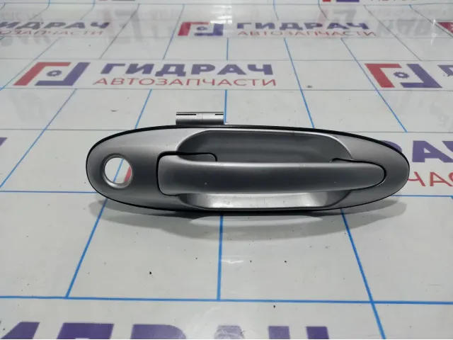 Ручка двери передней наружная правая Toyota Land Cruiser (J100) 69210-60070