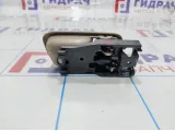 Ручка двери внутренняя левая Toyota Land Cruiser (J100) 69206-47010-A0