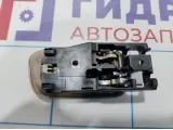 Ручка двери внутренняя левая Toyota Land Cruiser (J100) 69206-47010-A0
