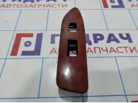 Накладка кнопки стеклоподъемника передняя правая Toyota Land Cruiser (J100) 74201-60310