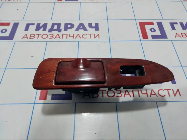 Накладка кнопки стеклоподъемника задняя правая Toyota Land Cruiser (J100) 74203-60091