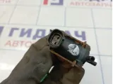 Клапан электромагнитный Toyota Land Cruiser (J100) 25860-50110
