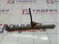 Рейка топливная правая Toyota Land Cruiser (J100) 23807-50050