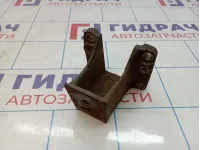 Кронштейн двигателя Toyota Land Cruiser (J100) 12311-50090