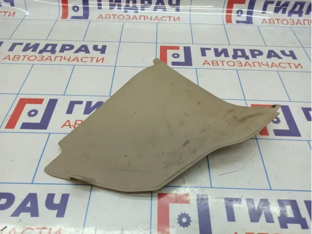Обшивка стойки передней нижняя правая Toyota Land Cruiser (J100) 62111-60070-A0
