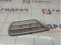 Решетка вентиляционная правая Toyota Land Cruiser (J100) 62905-60050 Решетка вентиляционная правая Toyota Land Cruiser (J100) 62905-60050