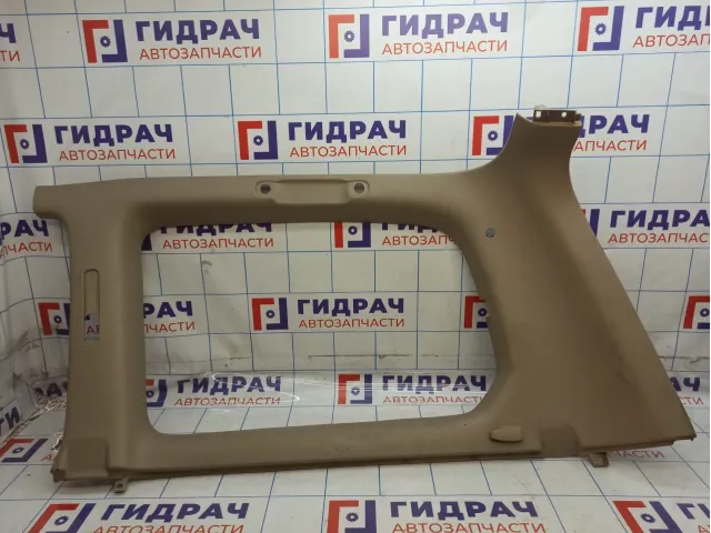 Обшивка стойки задней правой верхняя Toyota Land Cruiser (J100) 62470-60030-A0