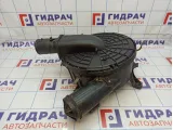 Корпус воздушного фильтра Toyota Land Cruiser (J100)