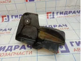 Брызговик передний правый Toyota Land Cruiser (J100) 76621-60070