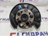 Кулак поворотный задний правый Toyota Camry 70 4230433050