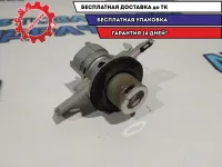 Вставка замка багажника Toyota Camry 70 6905533510.