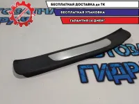 Накладка на порог задняя левая Toyota Camry 70 6791606190.