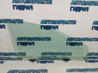 Стекло двери передней правой Toyota Camry 70 6810106360.