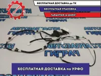 Проводка двери задней правой Toyota Camry 70 8215306750.