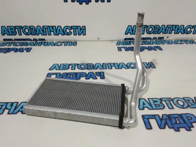 Радиатор отопителя Toyota Camry 70 8710733130.