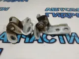 Петли двери передней левой Toyota Camry 70 6872002020.