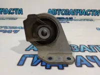 Опора двигателя левая Toyota Camry 70 1237236120