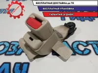 Ответная часть ремня безопасности Toyota Camry 70 7348033210