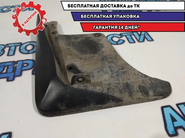 Брызговик задний левый Toyota Camry 70